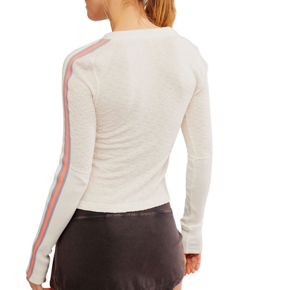 New Free People Movement Women's
Recovery Layer Large - Picture 3 of 11